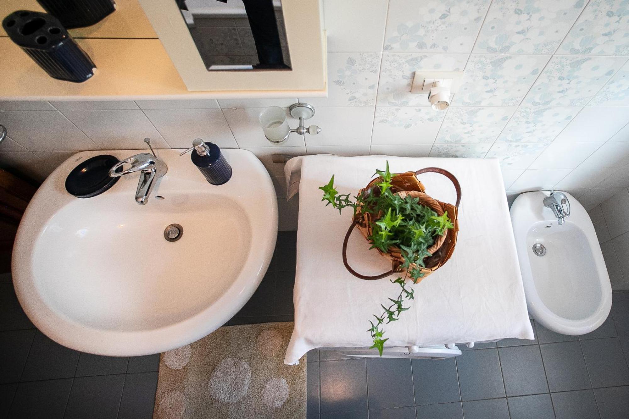 Monte Camicia - Cozy Home In City Center-Spacious-Free Parking ลาควิลา ภายนอก รูปภาพ